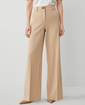 The Petite Perfect Wide-Leg Pant