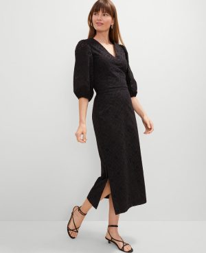 Eyelet Clean Midi Skirt