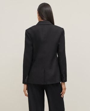 The Notched Two Button Fitted Blazer in Linen Blend