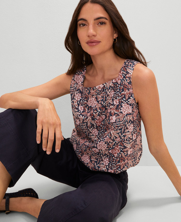 Petite Weekend Collection Linen Blend Bubble Hem Top