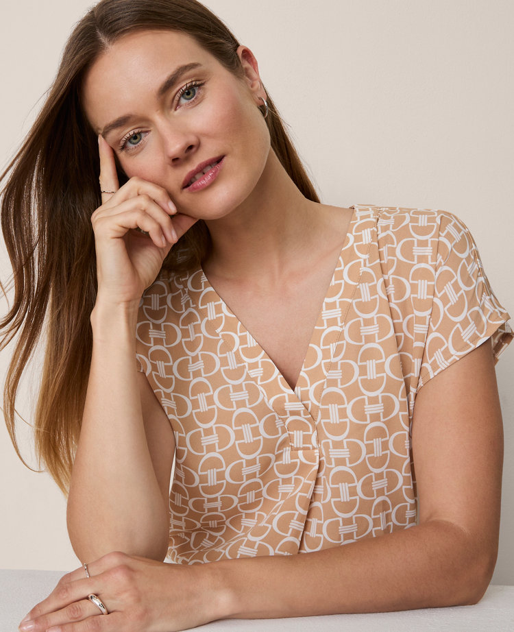 Chain Link Mixed Media Top