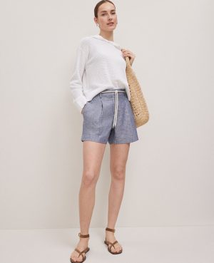 Petite Weekend Collection Belted Shorts in Linen Blend
