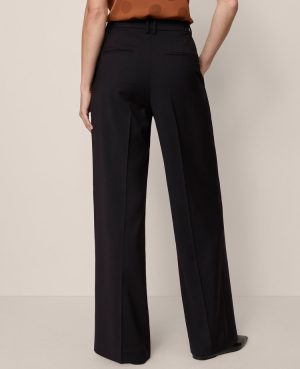 The Side Button Wide-Leg Pant