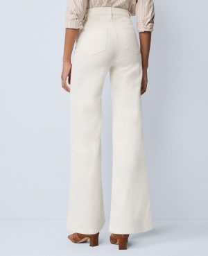Petite Weekend Collection Wide-Leg Corduroy Pant